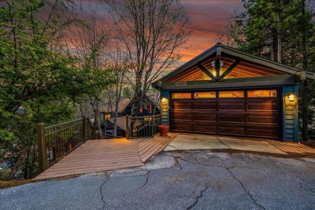 26623 Hillcrest Lane, Lake Arrowhead, CA 92352