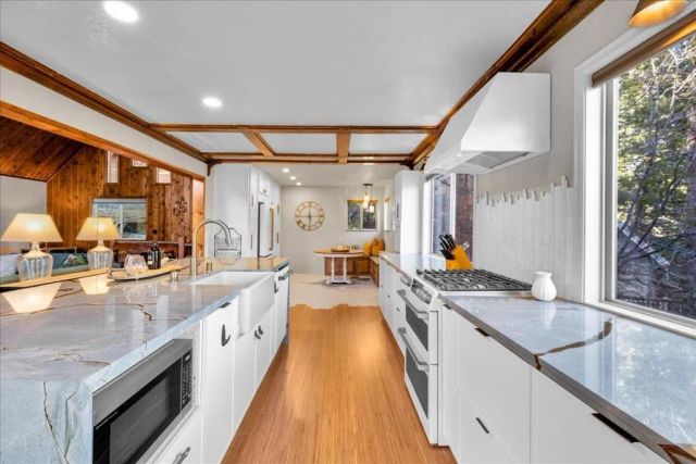 26623 Hillcrest Lane, Lake Arrowhead, CA 92352