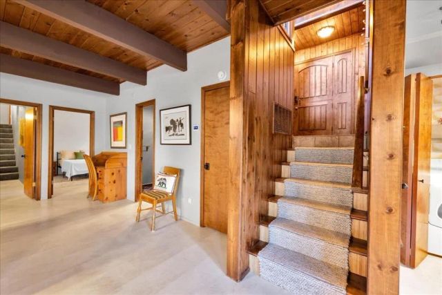 26623 Hillcrest Lane, Lake Arrowhead, CA 92352
