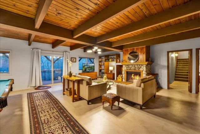 26623 Hillcrest Lane, Lake Arrowhead, CA 92352