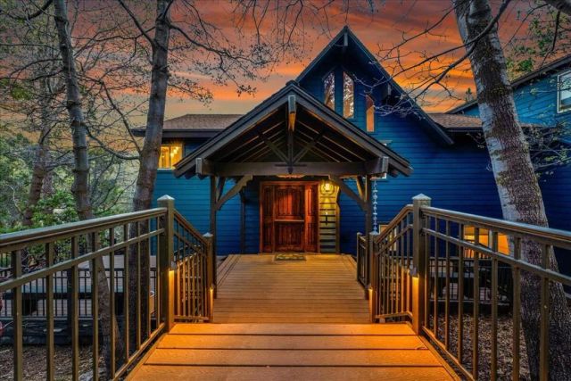 26623 Hillcrest Lane, Lake Arrowhead, CA 92352