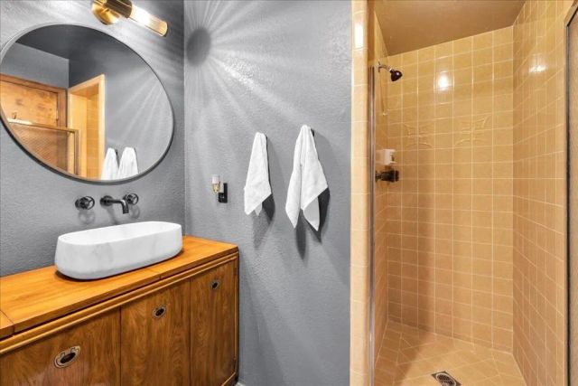 26623 Hillcrest Lane, Lake Arrowhead, CA 92352