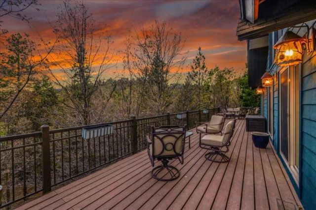 26623 Hillcrest Lane, Lake Arrowhead, CA 92352