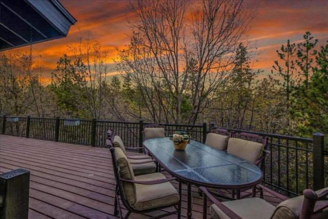 26623 Hillcrest Lane, Lake Arrowhead, CA 92352