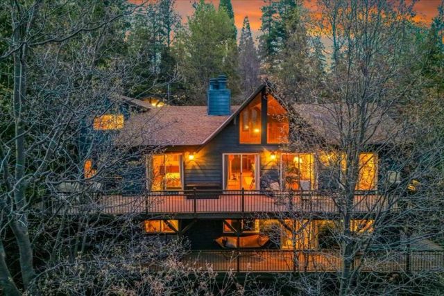 26623 Hillcrest Lane, Lake Arrowhead, CA 92352