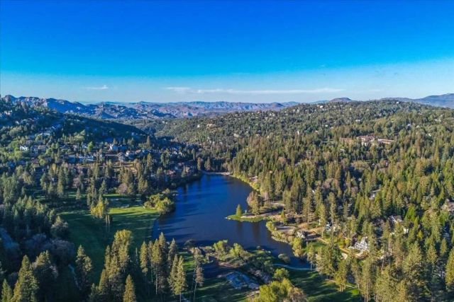 26623 Hillcrest Lane, Lake Arrowhead, CA 92352