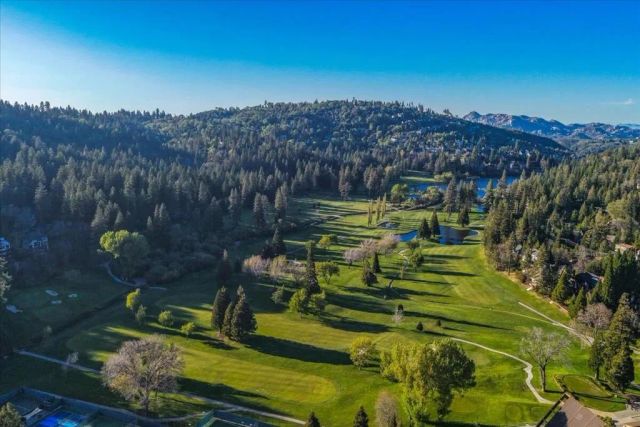 26623 Hillcrest Lane, Lake Arrowhead, CA 92352