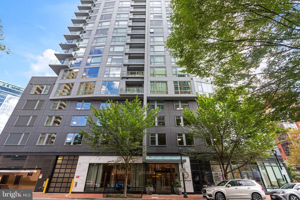 Image 1 of property listing at 4960 FAIRMONT AVE #905, Bethesda, MD 20814