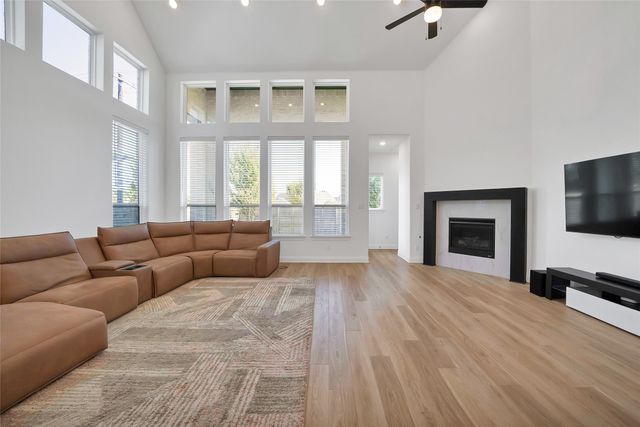 1800 Friendship Lane, Argyle, TX 76226