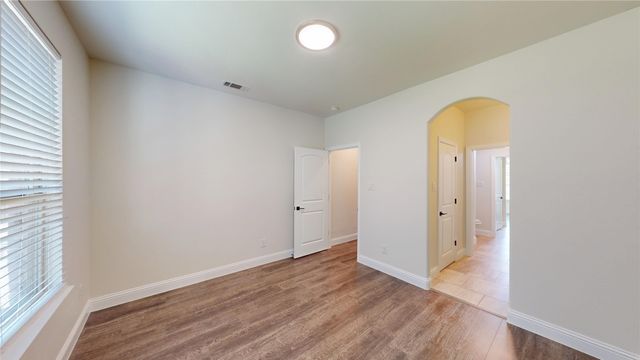 2201 Windswept Place, Arlington, TX 76012