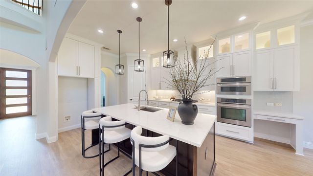 2201 Windswept Place, Arlington, TX 76012