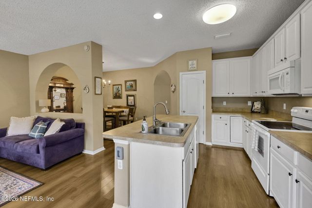 752 GINGER MILL Drive, Jacksonville, FL 32259