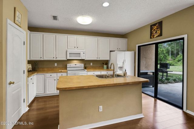 752 GINGER MILL Drive, Jacksonville, FL 32259