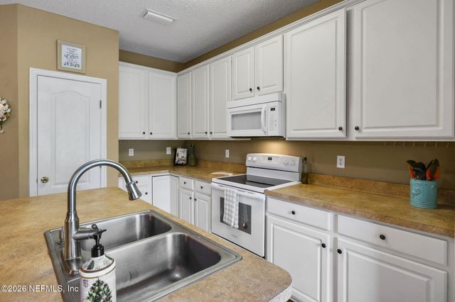 752 GINGER MILL Drive, Jacksonville, FL 32259