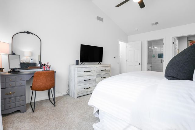 489 Amberley Drive, Lexington, KY 40515