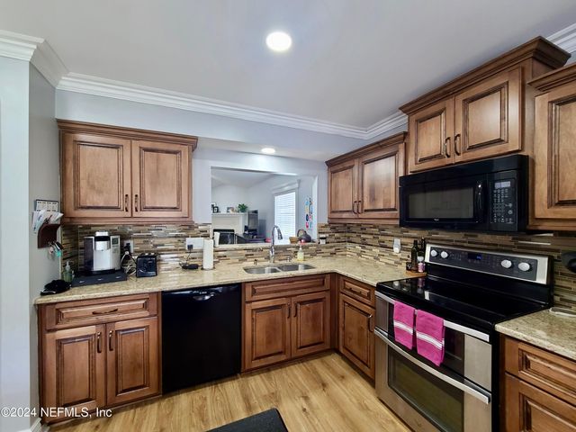 1150 NESTING EAGLES Lane, Jacksonville, FL 32225