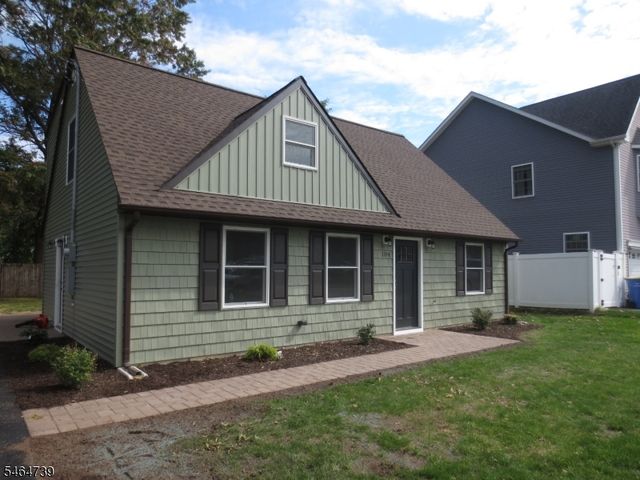 104 Andrew St, Green Brook Twp., NJ 08812