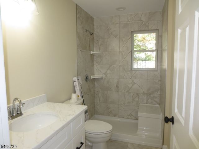 104 Andrew St, Green Brook Twp., NJ 08812