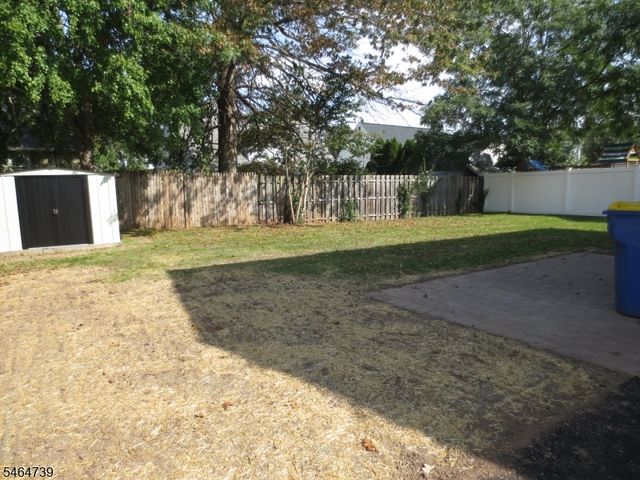 104 Andrew St, Green Brook Twp., NJ 08812