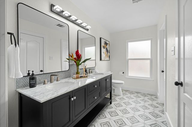 1806 Carriage Club DR, Cedar Park, TX 78613