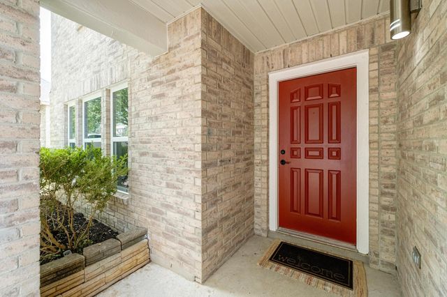 1806 Carriage Club DR, Cedar Park, TX 78613