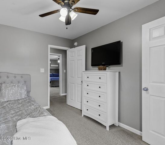 100 Chinkapin Court, Jacksonville, NC 28546