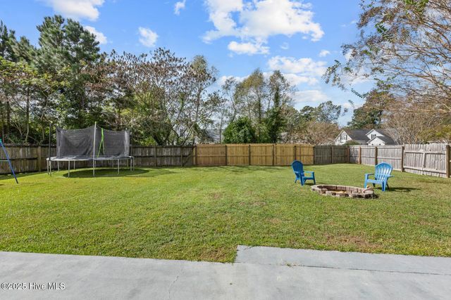 100 Chinkapin Court, Jacksonville, NC 28546