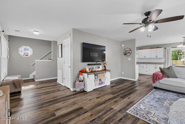 100 Chinkapin Court, Jacksonville, NC 28546