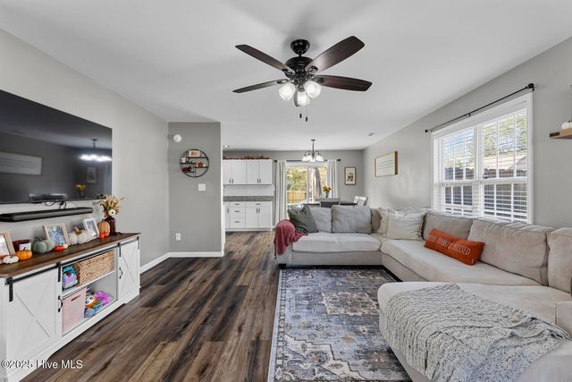 100 Chinkapin Court, Jacksonville, NC 28546