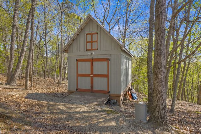 539 Upper Springs Road, Pickens, SC 29671