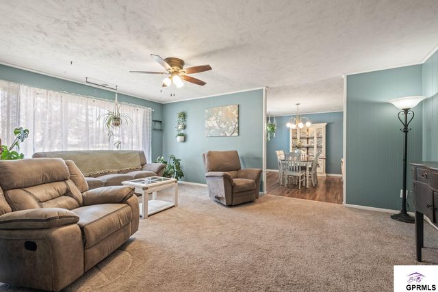 221 S 162nd Street, Lincoln, NE 68520