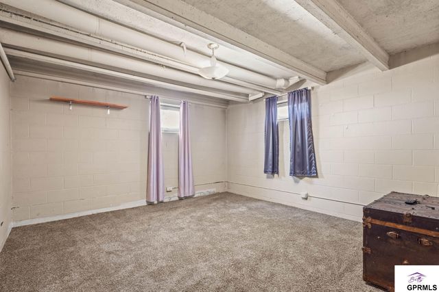 221 S 162nd Street, Lincoln, NE 68520