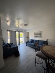 4807 Ponce De Leon Blvd 1, Coral Gables, FL 33146