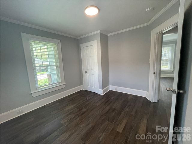 624 Pinoca Road, Charlotte, NC 28208