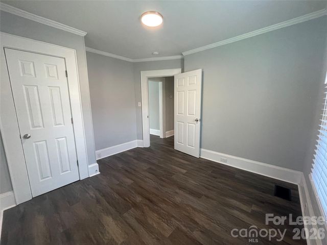 624 Pinoca Road, Charlotte, NC 28208