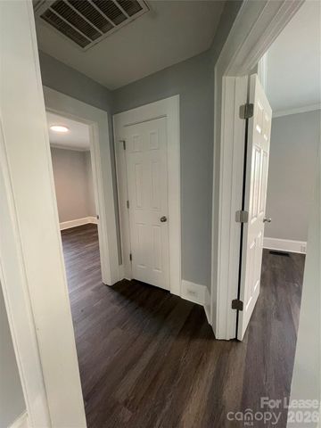 624 Pinoca Road, Charlotte, NC 28208