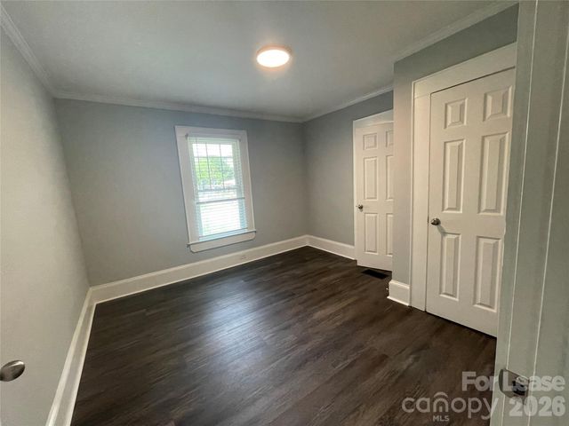 624 Pinoca Road, Charlotte, NC 28208
