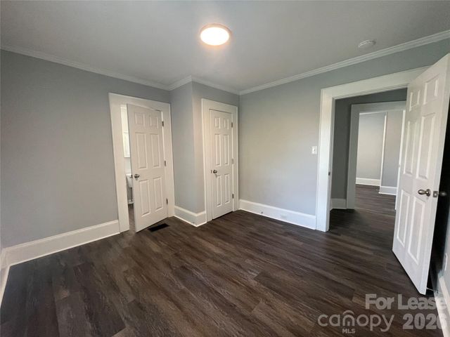 624 Pinoca Road, Charlotte, NC 28208
