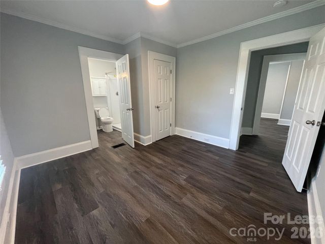 624 Pinoca Road, Charlotte, NC 28208