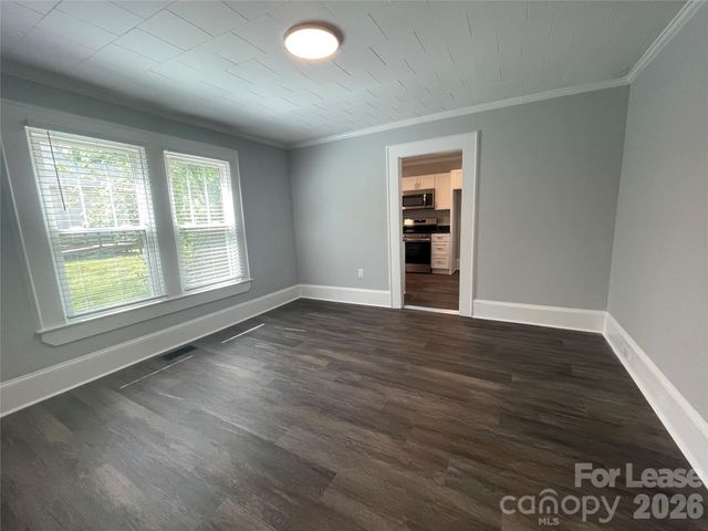 624 Pinoca Road, Charlotte, NC 28208