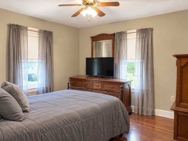 18 Clement Ave, Peabody, MA 01960