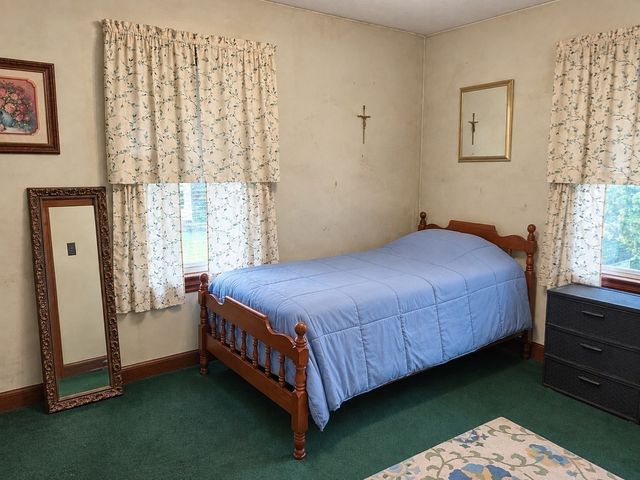 18 Clement Ave, Peabody, MA 01960
