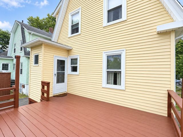 18 Clement Ave, Peabody, MA 01960
