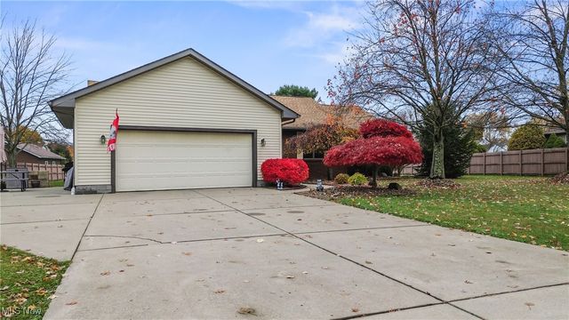 140 Leckrone Way, Cortland, OH 44410