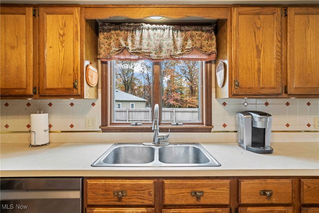 140 Leckrone Way, Cortland, OH 44410