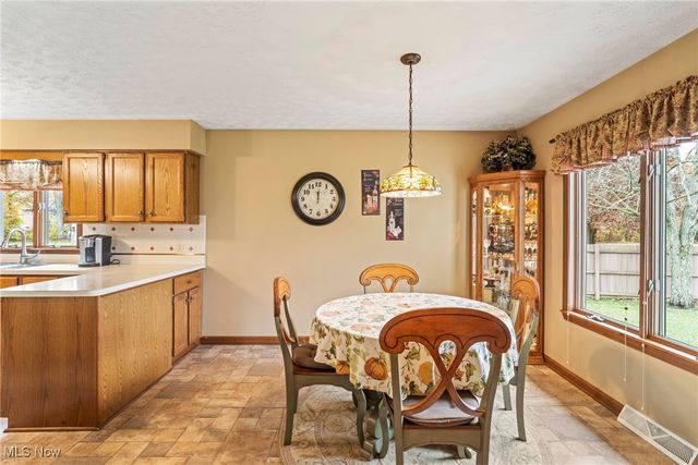 140 Leckrone Way, Cortland, OH 44410