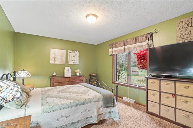 140 Leckrone Way, Cortland, OH 44410