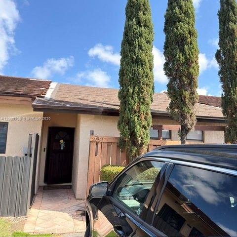 13431 SW 16th Ln, Miami, FL 33175