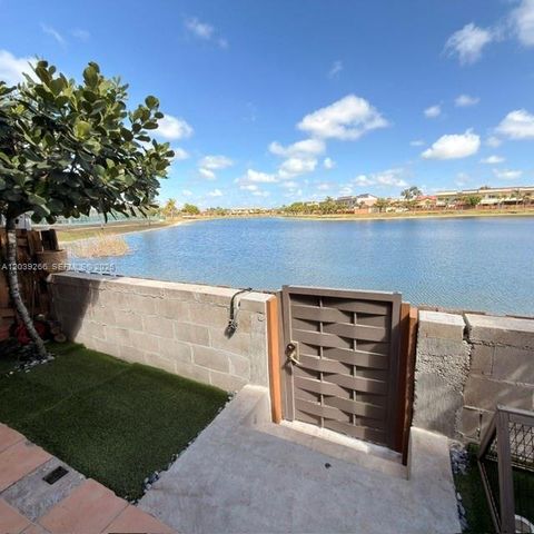 13431 SW 16th Ln, Miami, FL 33175