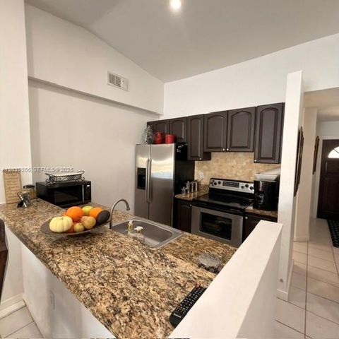 13431 SW 16th Ln, Miami, FL 33175
